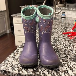 Used winter bog boots